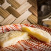 fabrica-de-arepas-rellenas-de-queso-en-bogota-campesina-rellena-de-queso